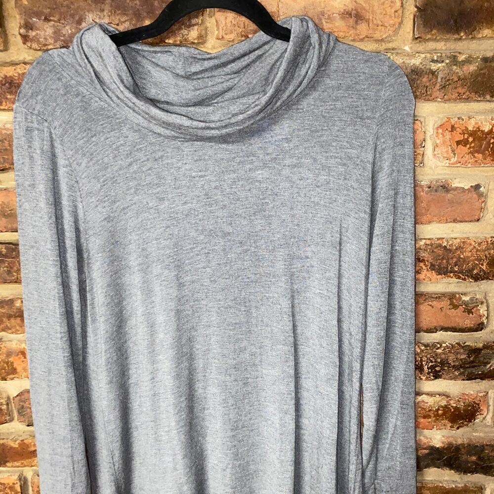 Cuddl Duds Softwear w Stretch Gray Knit Turtleneck High Low Tunic Top Medium - Picture 2 of 5